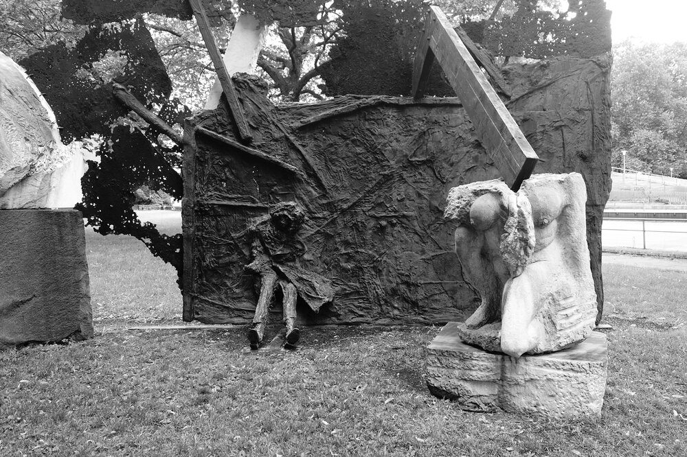Fragment of Alfred Hrdlicka’s sculpture, Hamburg, photo by Marek Domański.